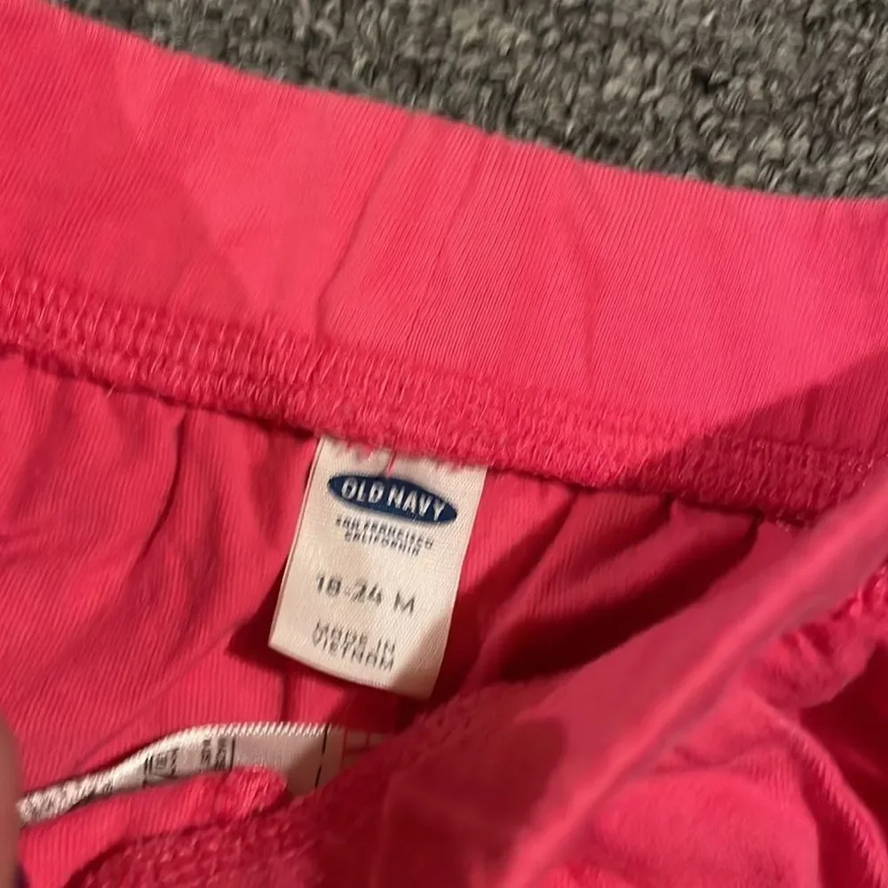 OLD navy 18-24 m girls shorts good condition